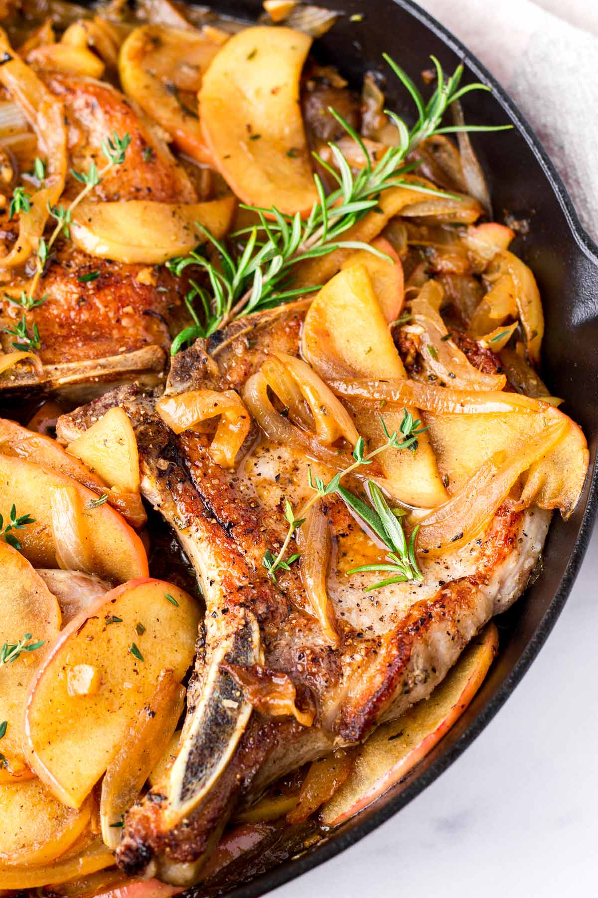 Pork Chops with Apples and Onions