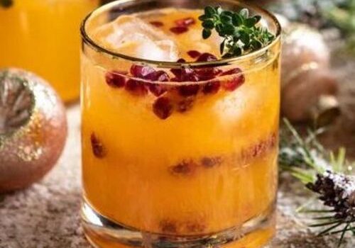 Easy Christmas Cocktails Recipes - Best Cocktail Mixed Alcoholic and Non Alcholohic Drinks for Christmas
