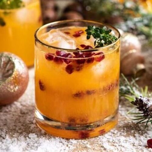 Easy Christmas Cocktails Recipes - Best Cocktail Mixed Alcoholic and Non Alcholohic Drinks for Christmas