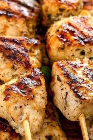 what to serve with chicken souvlaki: the best easy chicken souvlaki side dishes ideas